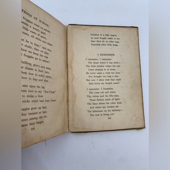 Easy Road to Reading Third Reader Lyons and Carnahan 1919 Revised Edition - Picture 8 of 9